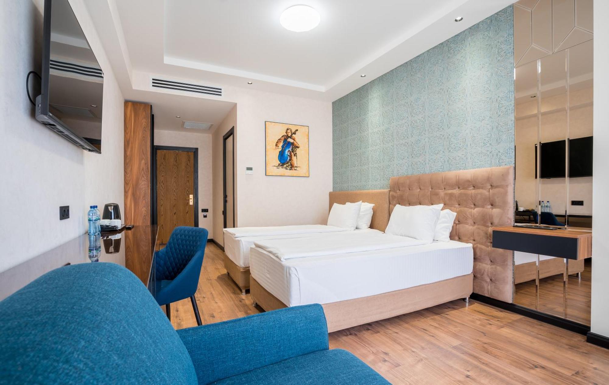 Olympus Hotel By Umbrella Tiflis Exterior foto