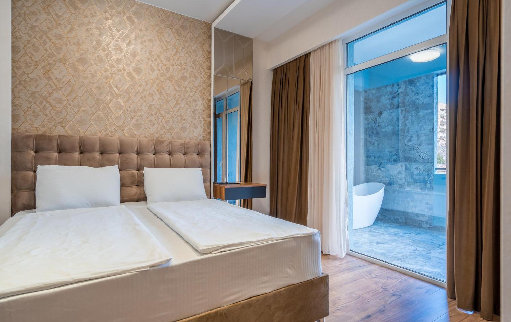 Olympus Hotel By Umbrella Tiflis Exterior foto